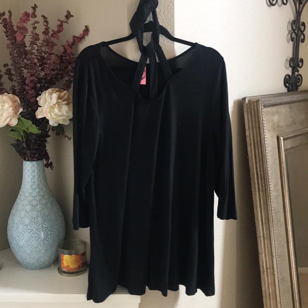 Curvy Black Blouse